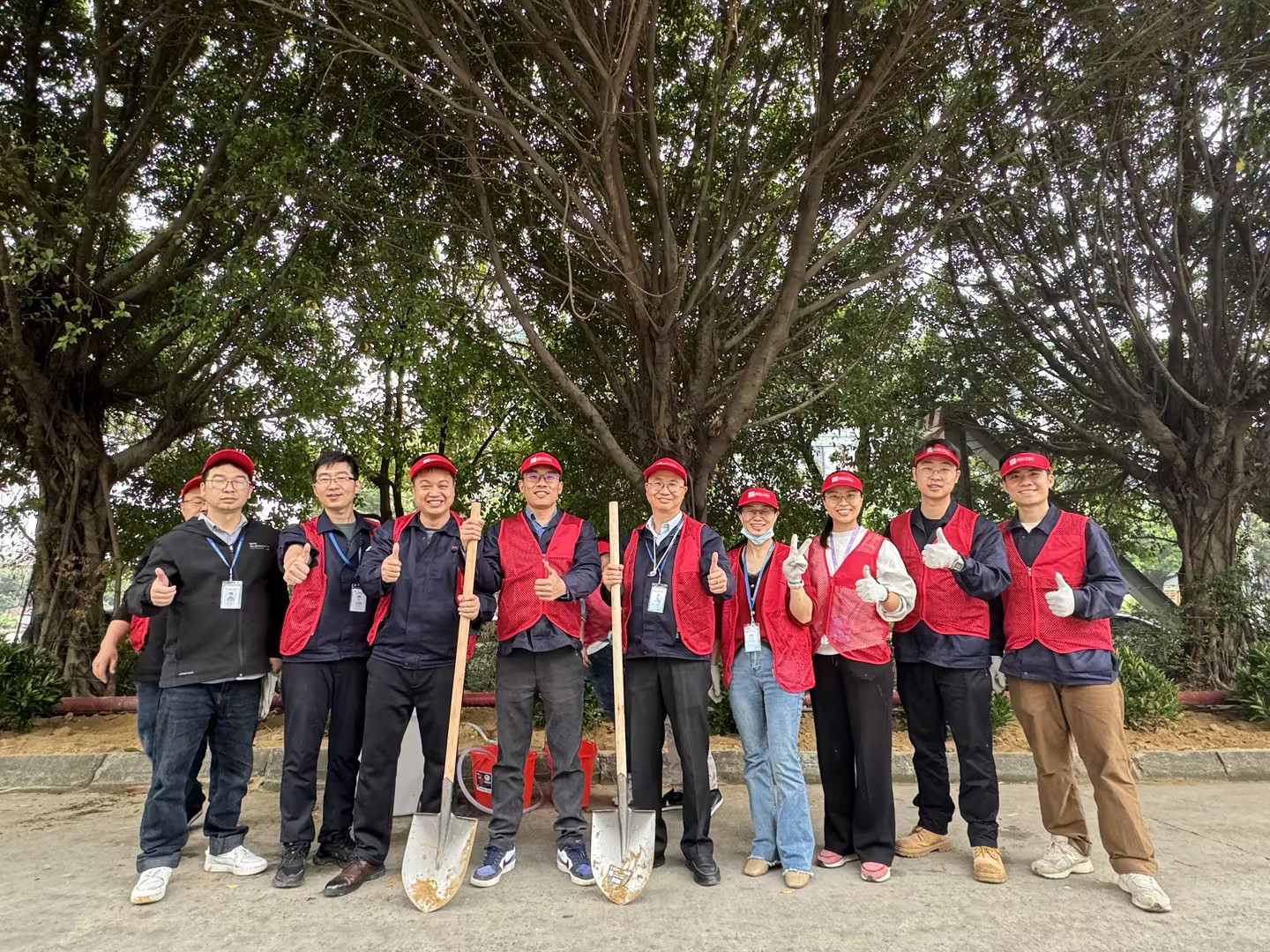 2024年Z6尊龙凯时科技植一抹新绿 寄一份希望植树节